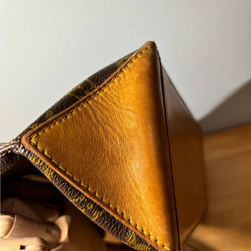 Louis Vuitton shoulder bag - Picture 6 of 10